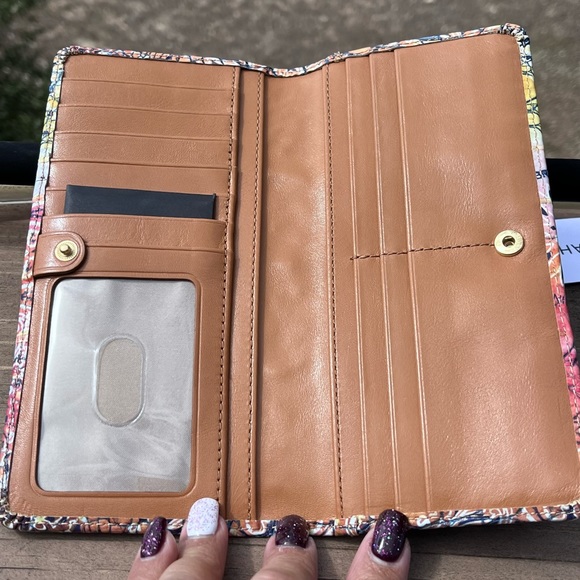 NWT Brahmin Multi-Bandana Ady Wallet - Picture 5 of 9